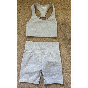 Forever 21 workout set cycling shorts crop top